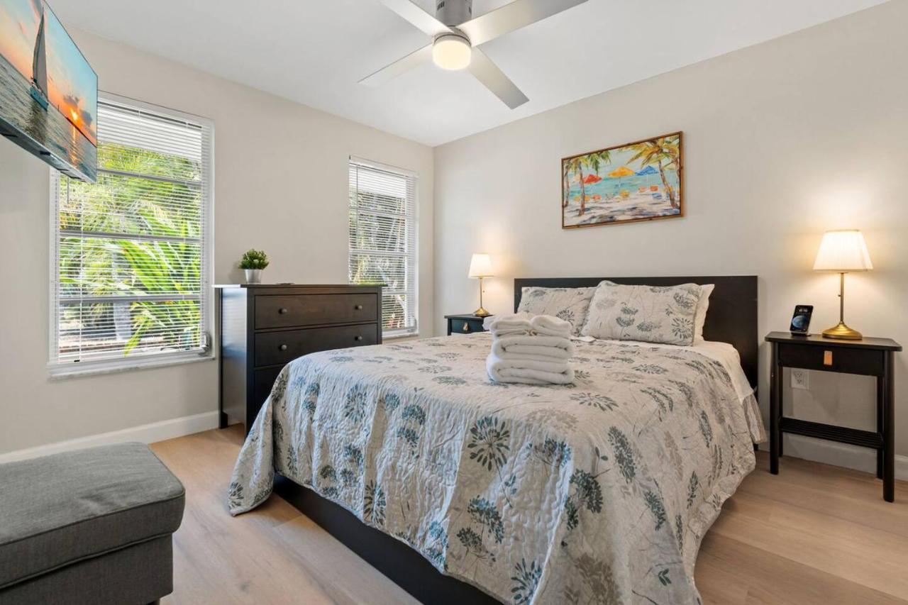 Boaters Bayshore Bungalow North North Naples المظهر الخارجي الصورة
